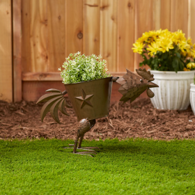 Iron Rooster Planter for Stylish Garden Decor